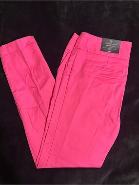 Worthington Fuchsia Slim Leg Dress Pants Size 6 NWT Work Office Slacks